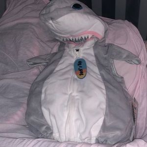 Shark costume can express ship 1-3 days